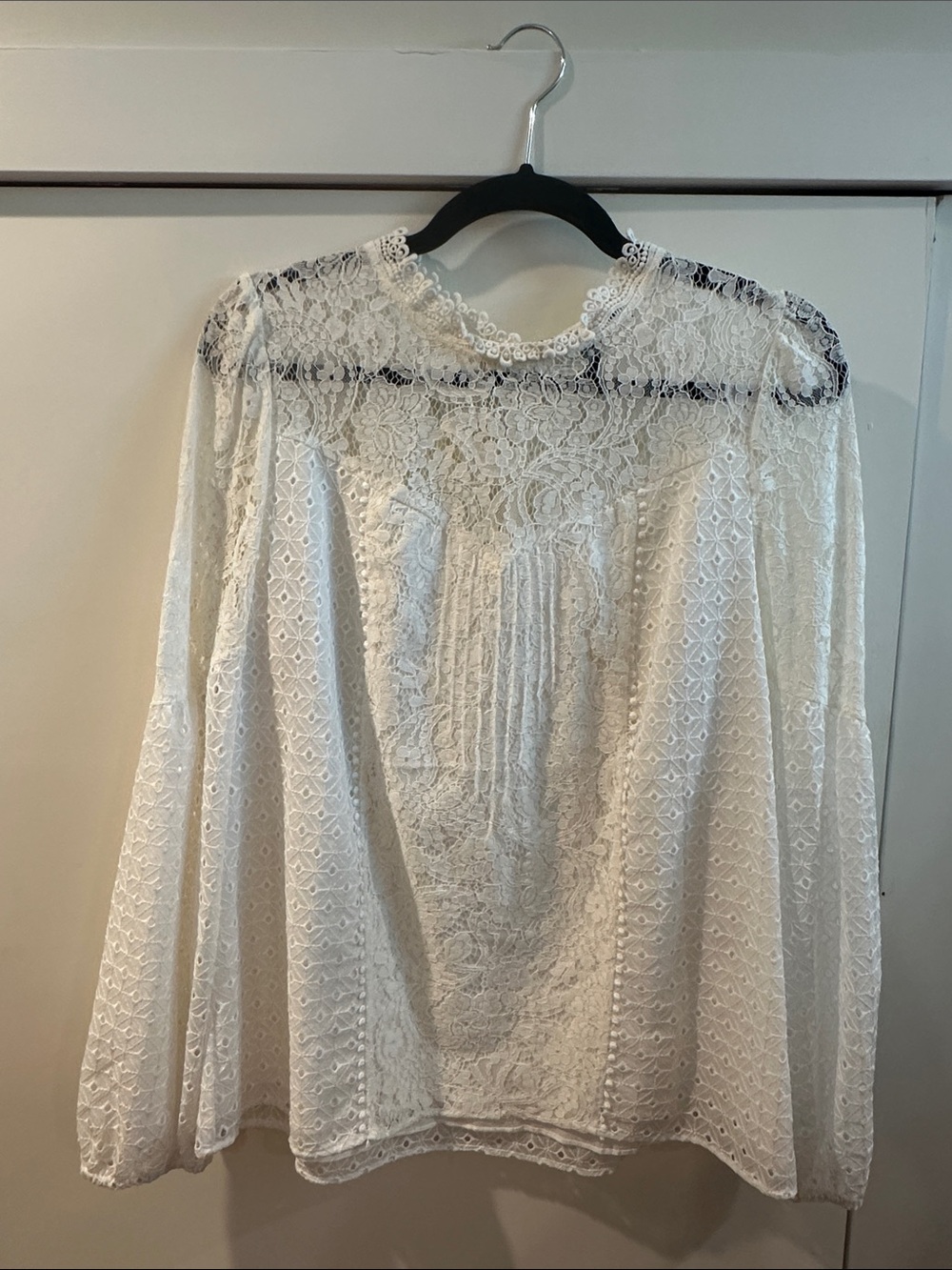White House Black Market Ivory Lace Long-Sleeve Blouse